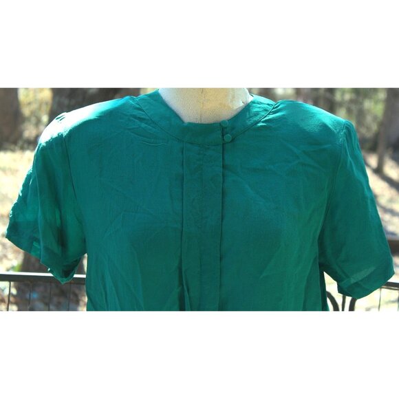 VTG 1990s Michelle Stuart Silk Shirt Women Petit Small Green Fold Tuck Casual - Picture 2 of 7
